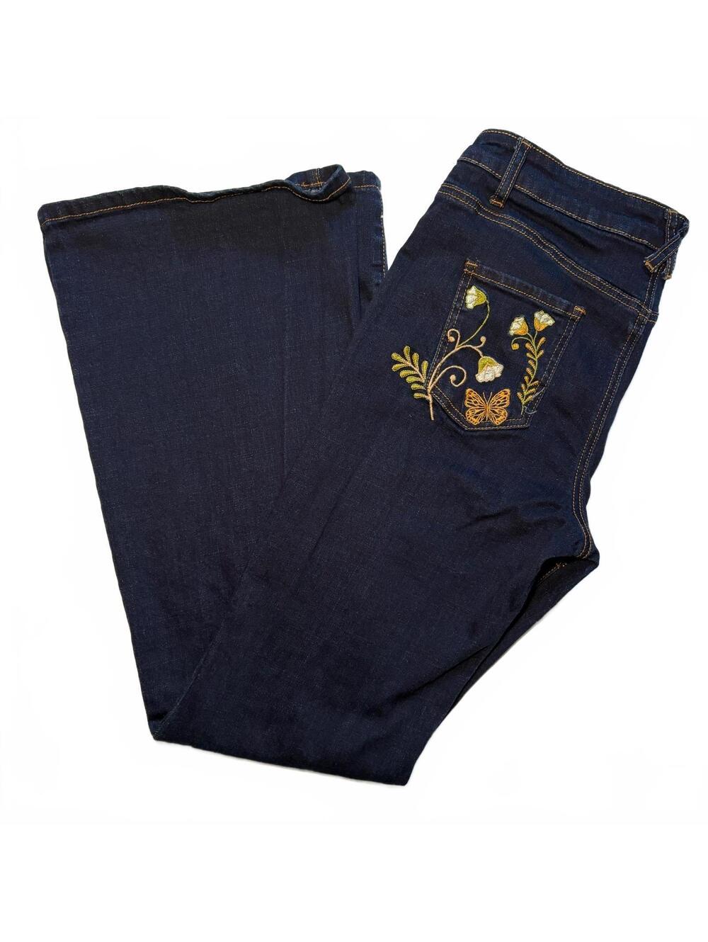 ModCloth dark wash embroidered flare jeans boho 70s style indie whimsigoth